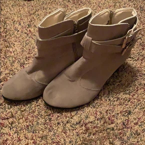 Shoes - Picture 1 of 1